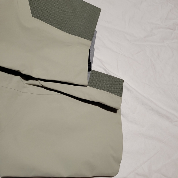 Arc'teryx Women's Cargo Jumpsuit in Light and Dark Gray - Picture 4 of 4